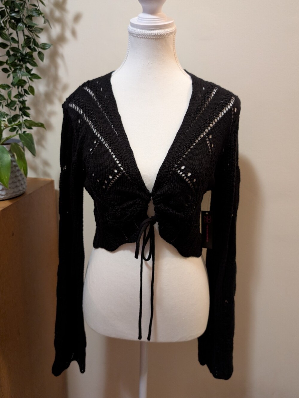NWT No Boundaries Cropped Knit Sweater